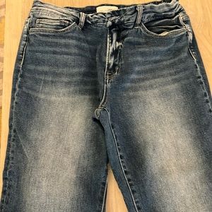 Vervet frayed bottom jeans